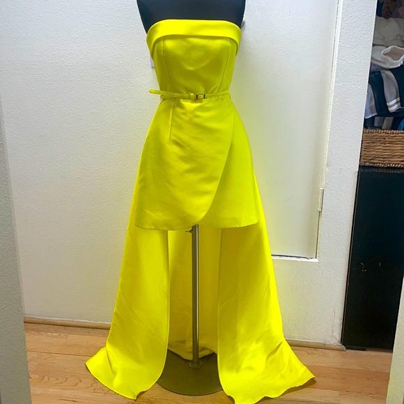 Vitor Zerbinato Dresses & Skirts - Vitor Zerbinato neon yellow belted strapless dress gown